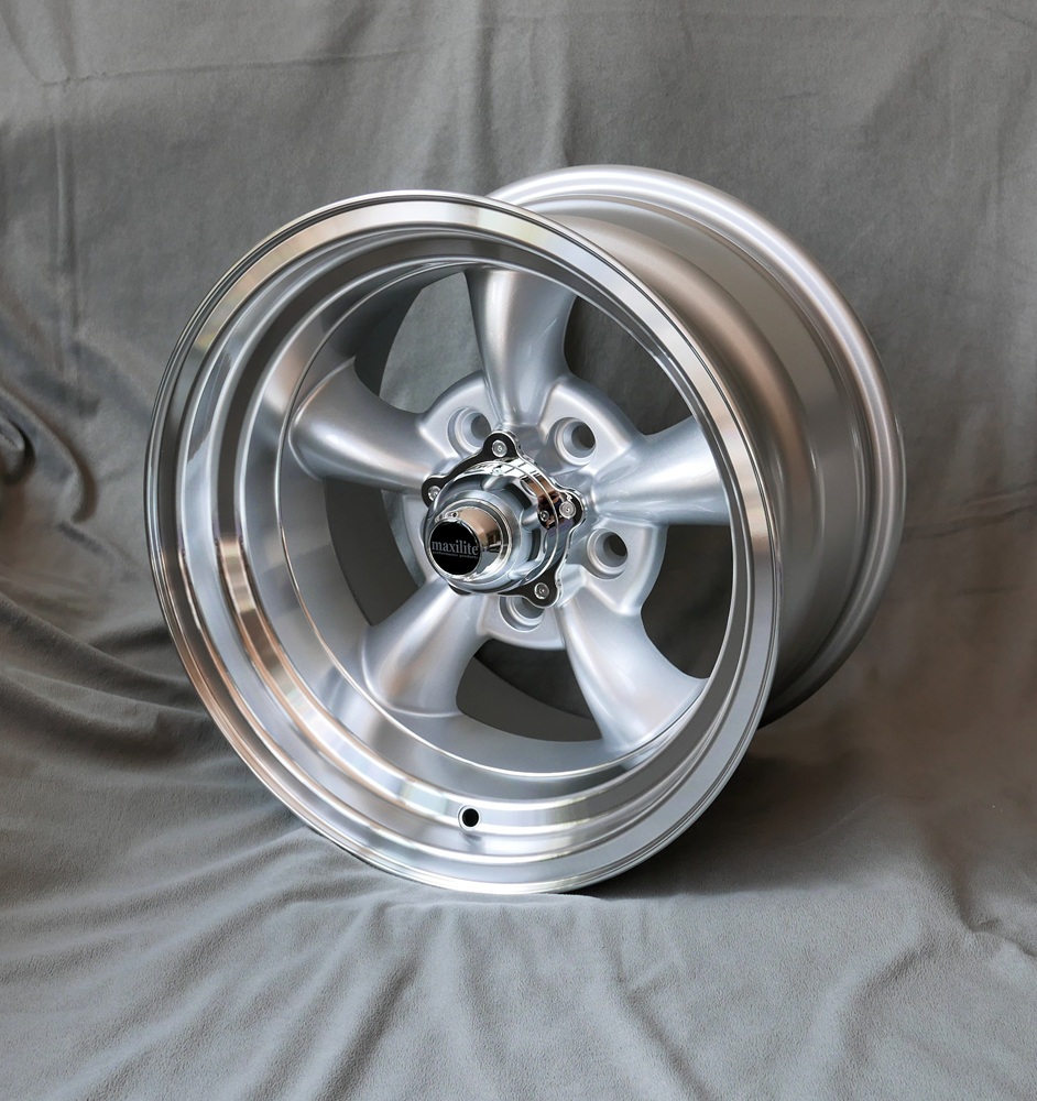 Torque Thrust style, 9x15 silber/glanzgedreht Chevrolet Corvette