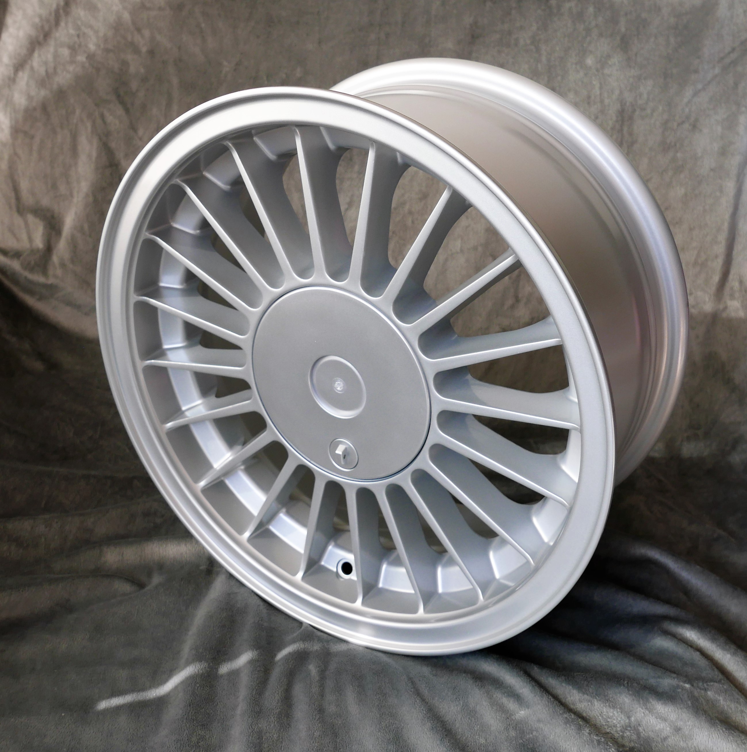 4x Spoke Style, 7x16 + KM3 Radmuttern